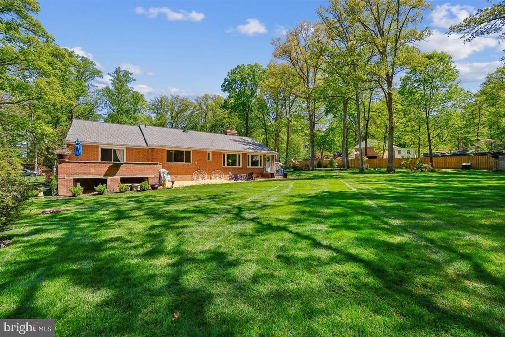 4318 PINETREE ROAD