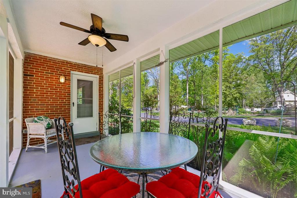 4318 PINETREE ROAD