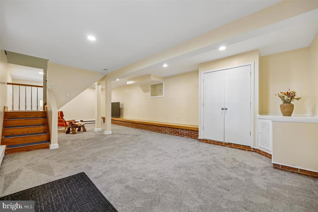 4318 PINETREE ROAD