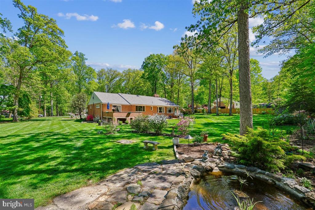 4318 PINETREE ROAD
