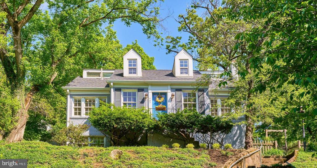107 SOUTHWOOD AVENUE