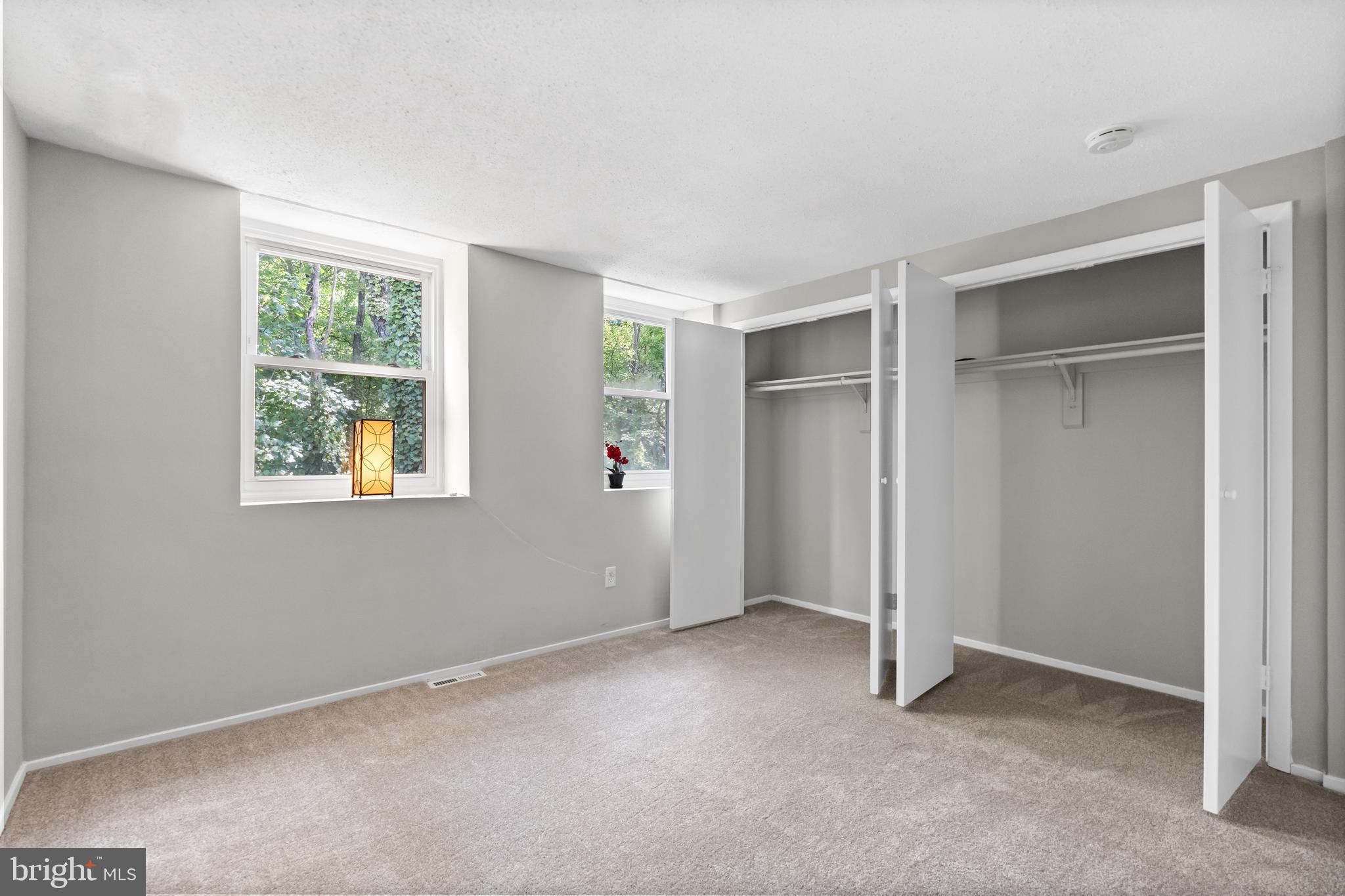 1935 DUTCH VILLAGE DRIVE Unit: I-247