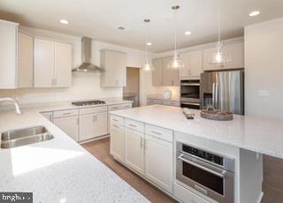 11108 King Gallahan COURT