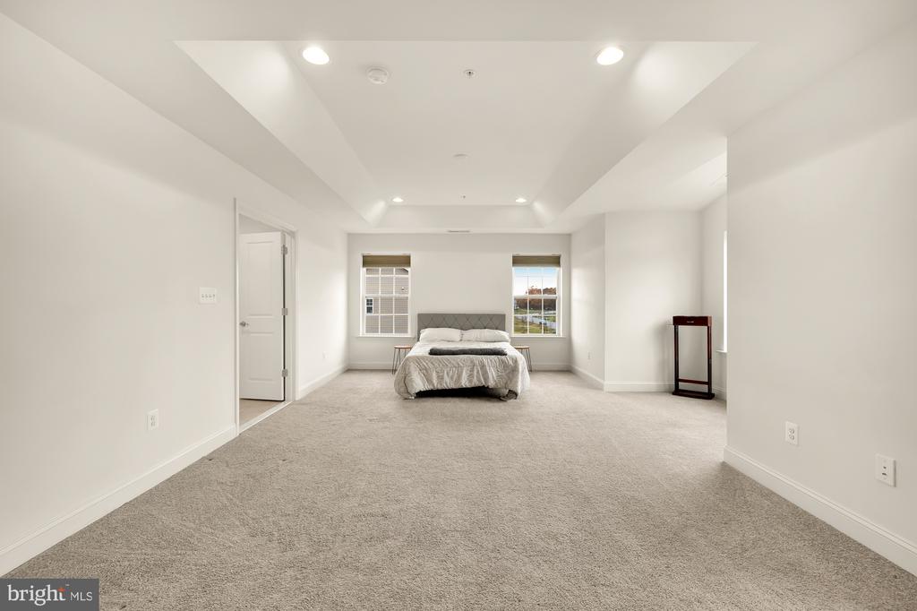 11108 King Gallahan Ct