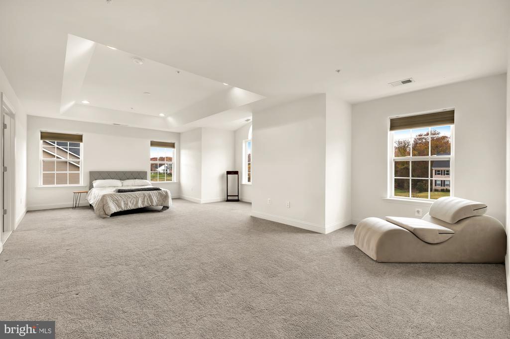 11108 King Gallahan Ct