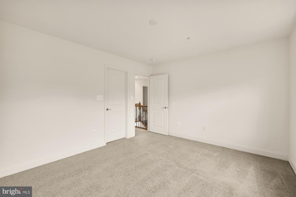 11108 King Gallahan Ct