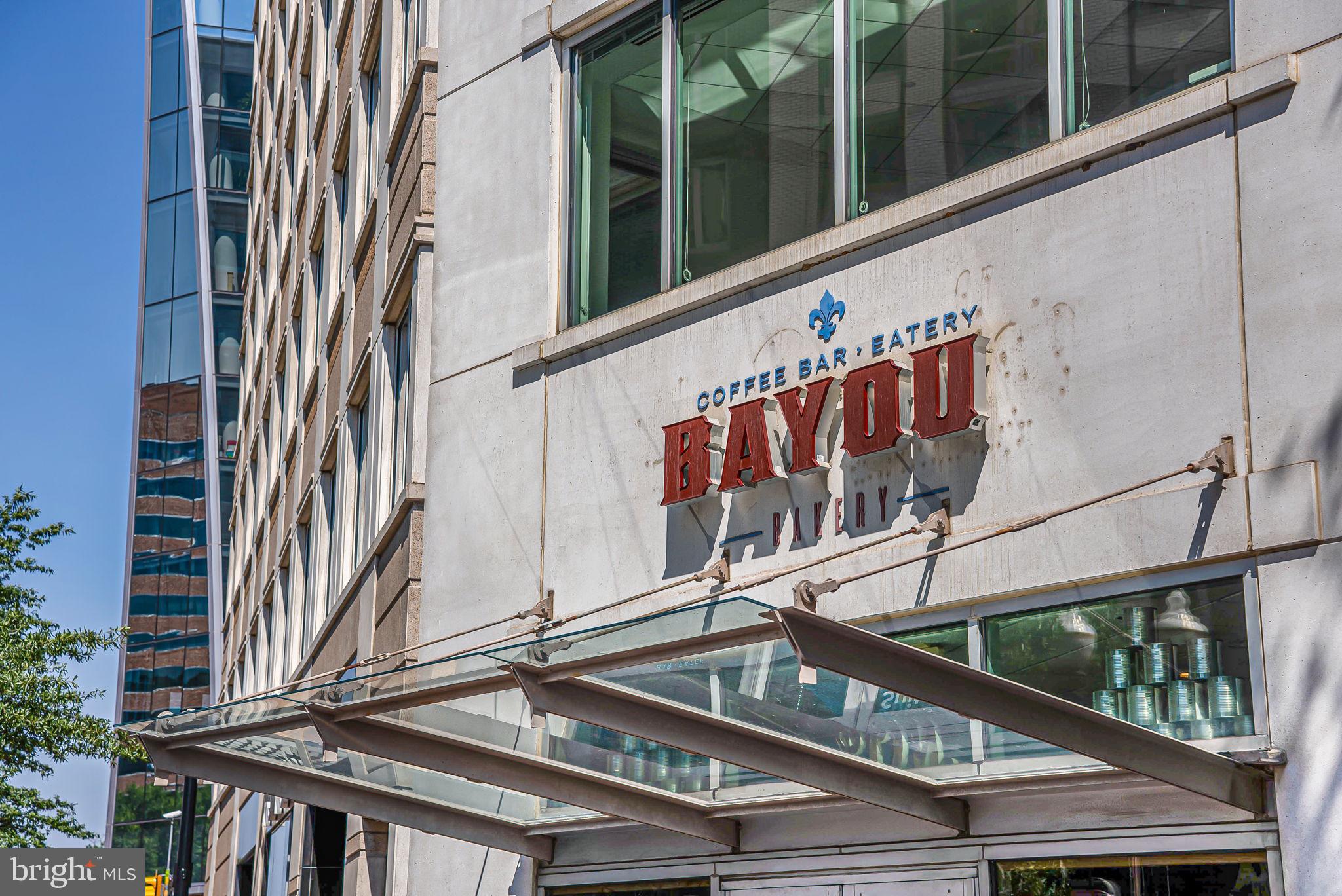 2000 CLARENDON BOULEVARD 307