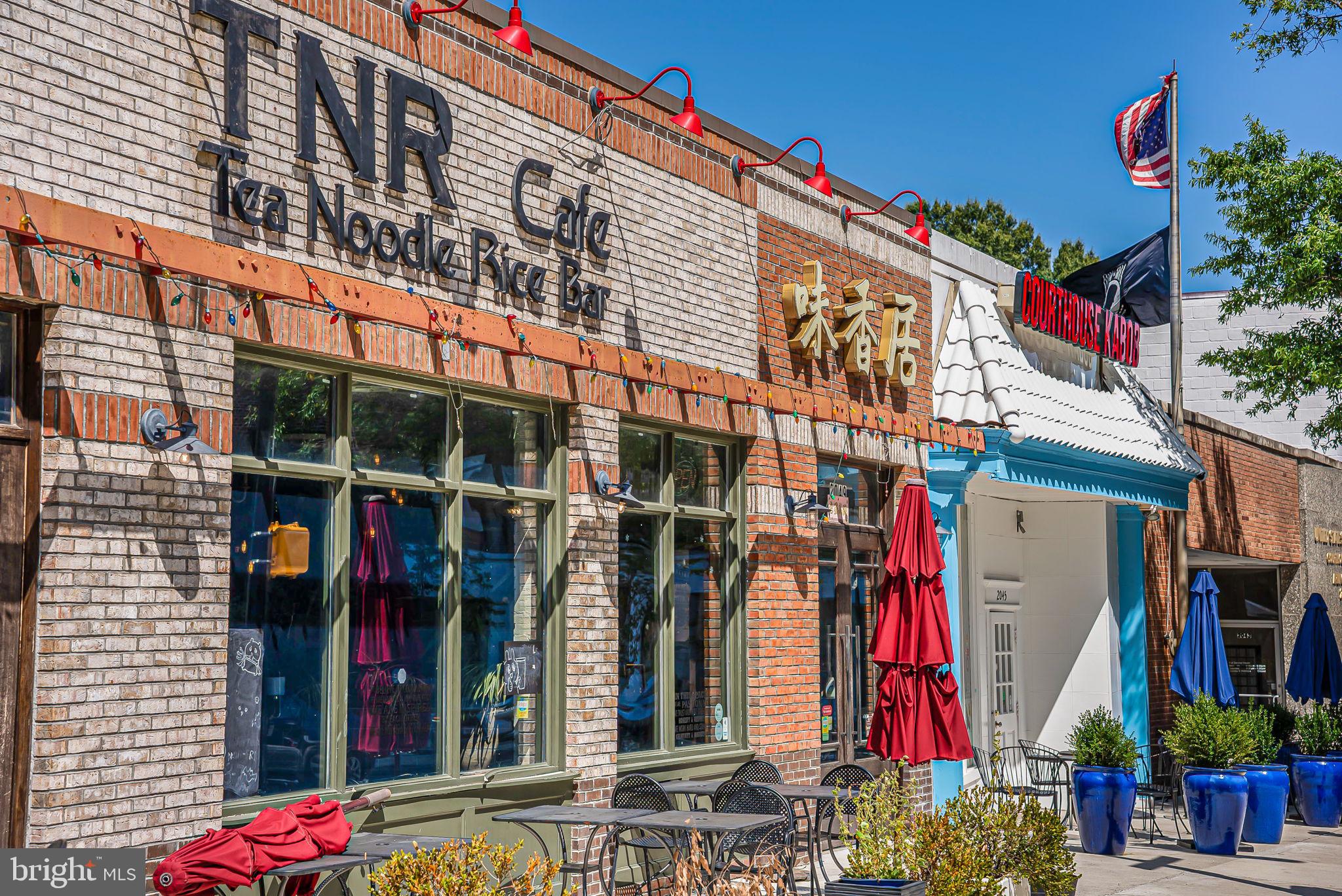 2000 CLARENDON BOULEVARD 307