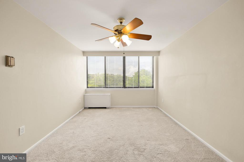 4390 LORCOM LANE 503