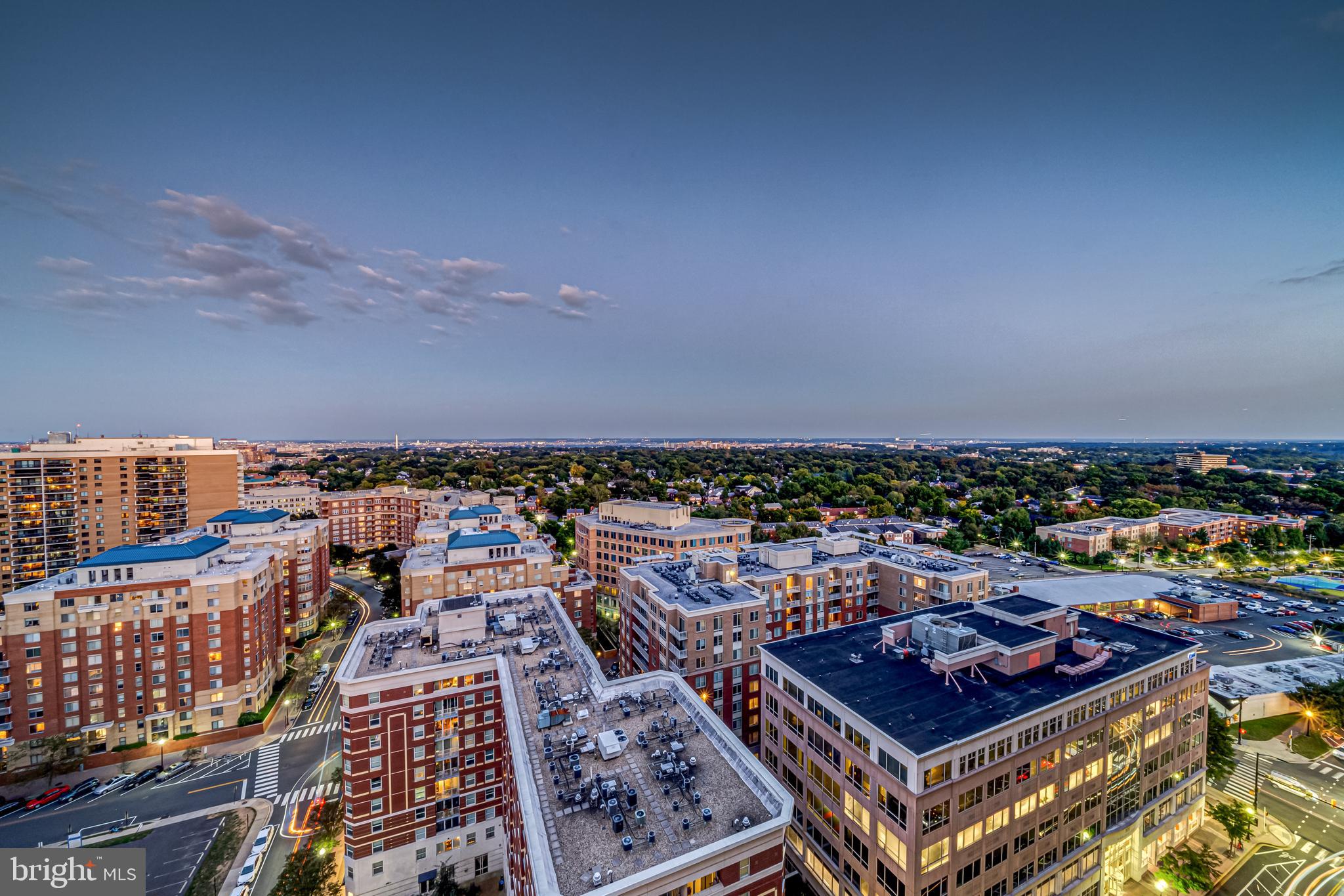 888 N QUINCY STREET 2008