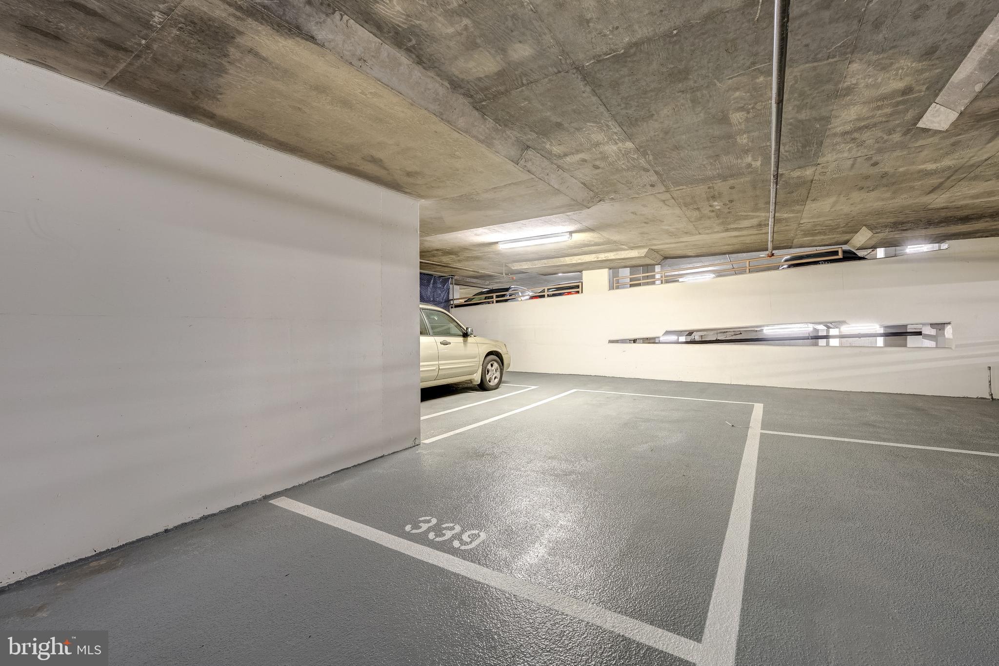 888 N QUINCY STREET 2008