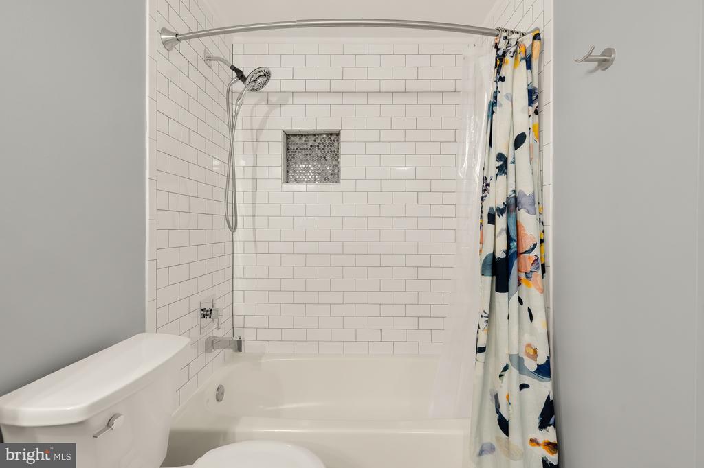 48 N BEDFORD STREET Unit: 48B