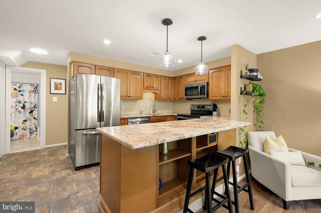 48 N BEDFORD STREET Unit: 48B