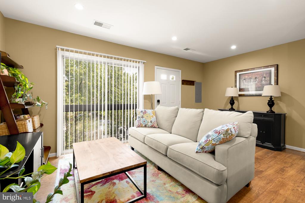 48 N BEDFORD STREET Unit: 48B