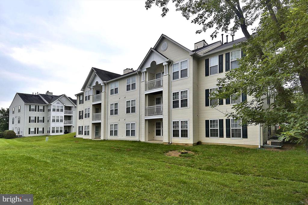 7526-G Coxton Ct #67