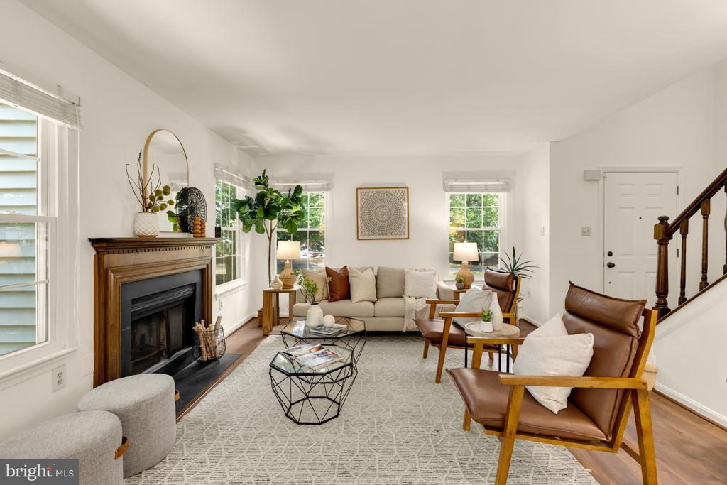 10224 FAIRE COMMONS COURT