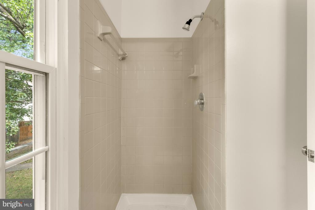 10224 FAIRE COMMONS COURT
