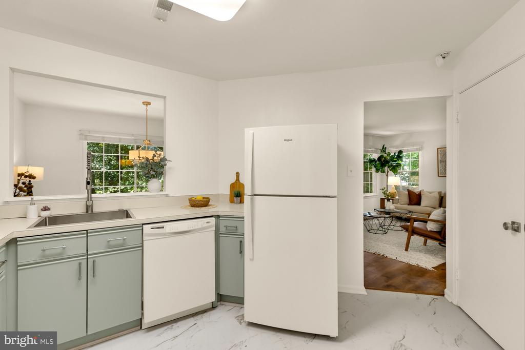 10224 FAIRE COMMONS COURT