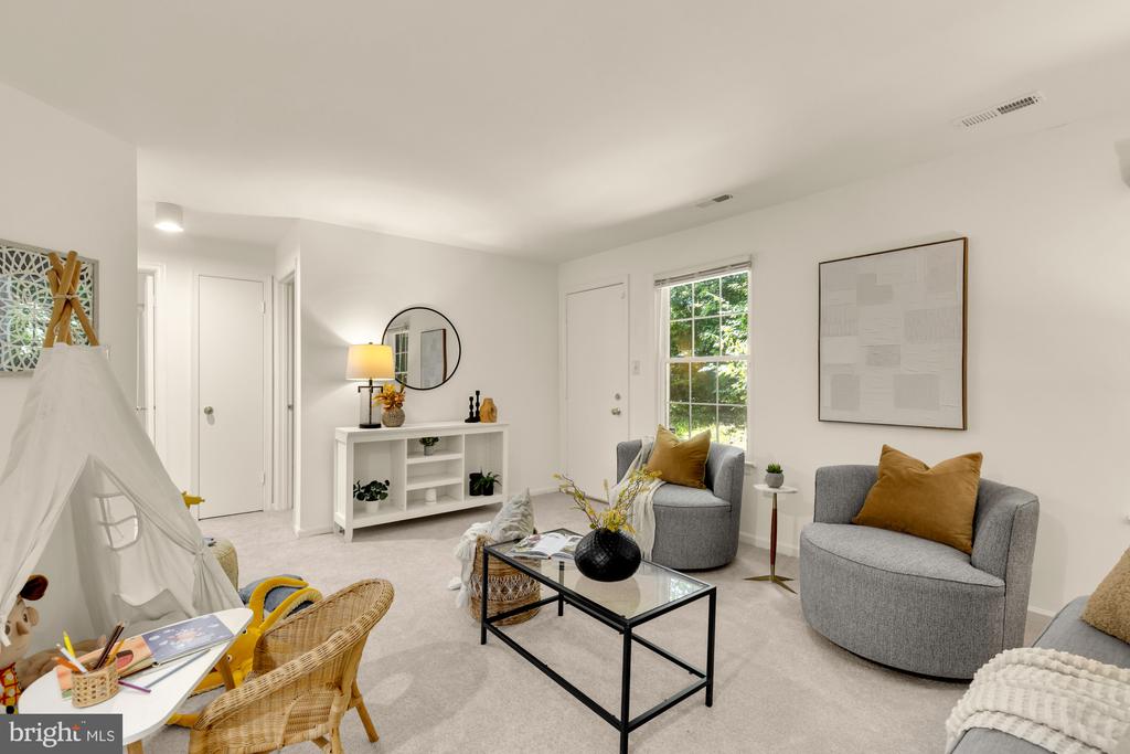 10224 FAIRE COMMONS COURT