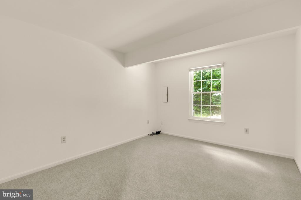 10224 FAIRE COMMONS COURT