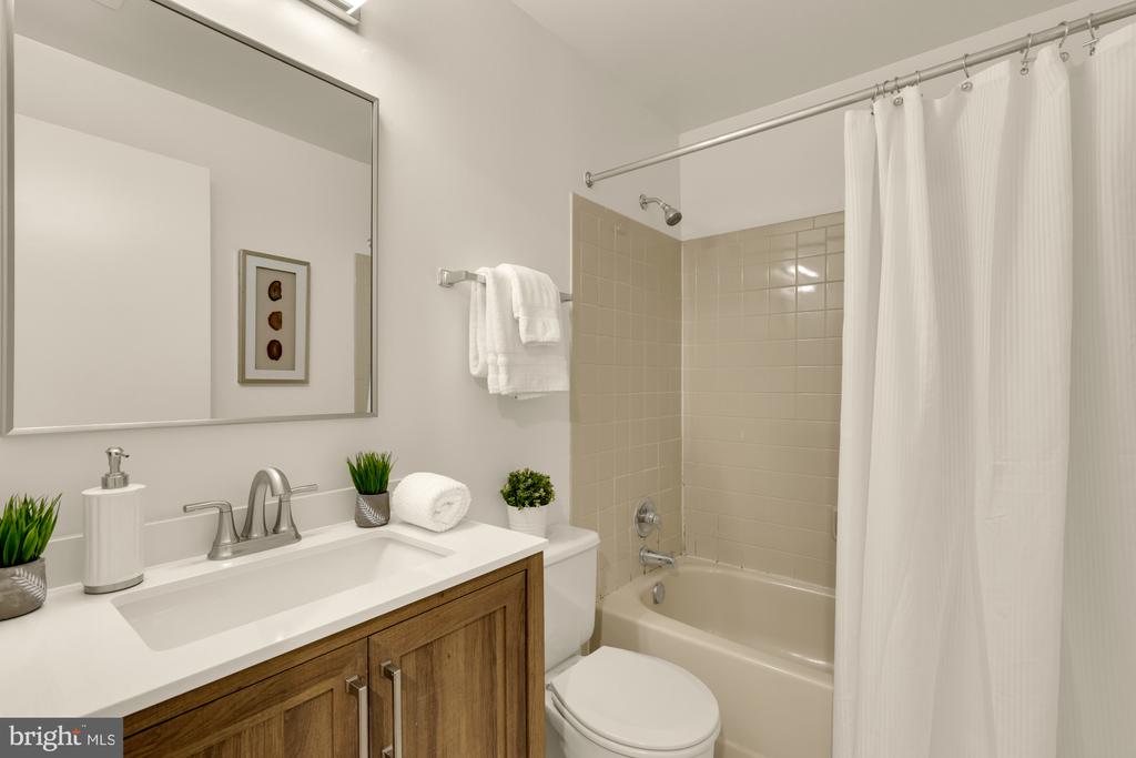 10224 FAIRE COMMONS COURT