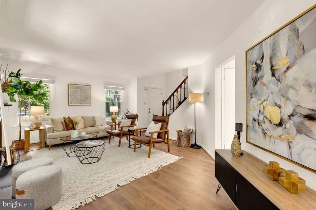 10224 FAIRE COMMONS COURT