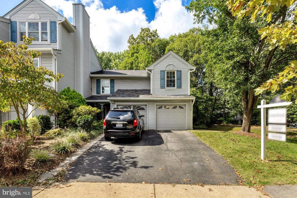 10224 FAIRE COMMONS COURT