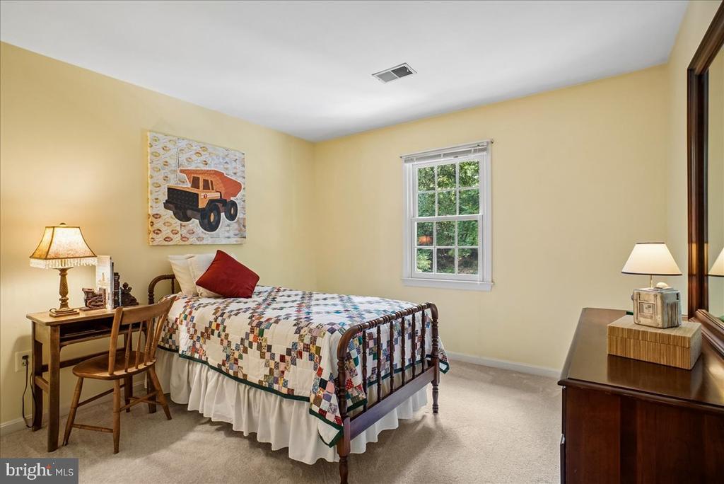 2302 CONCERT COURT