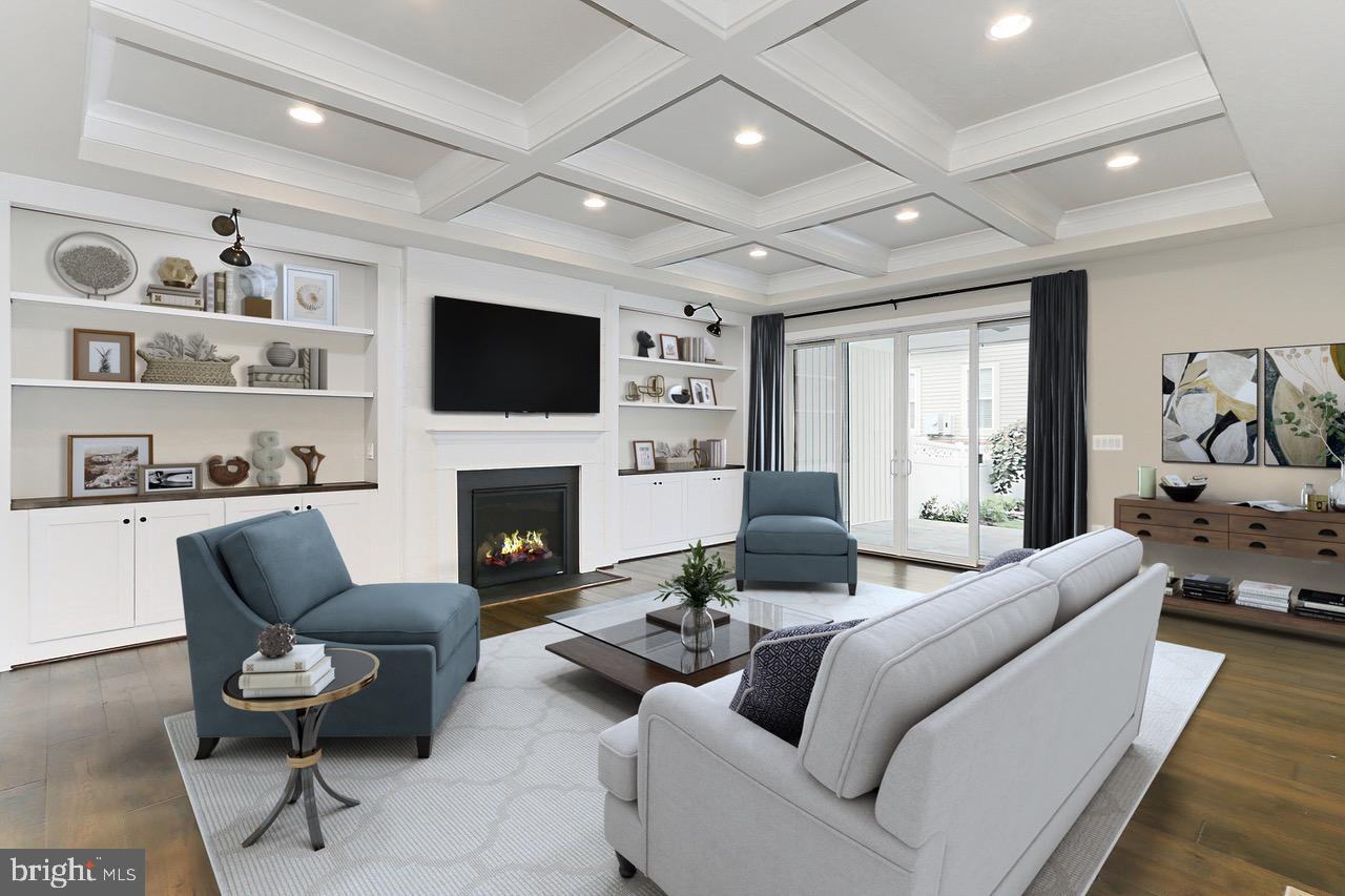 23599 Golden Embers Sq