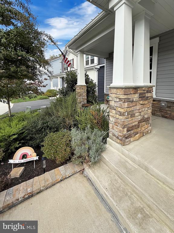 122 Dizerega Ct SW