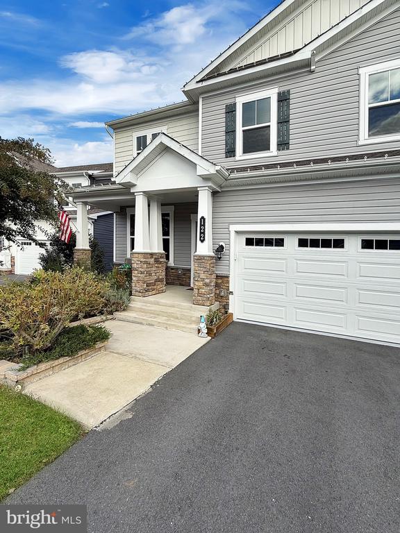 122 Dizerega Ct SW