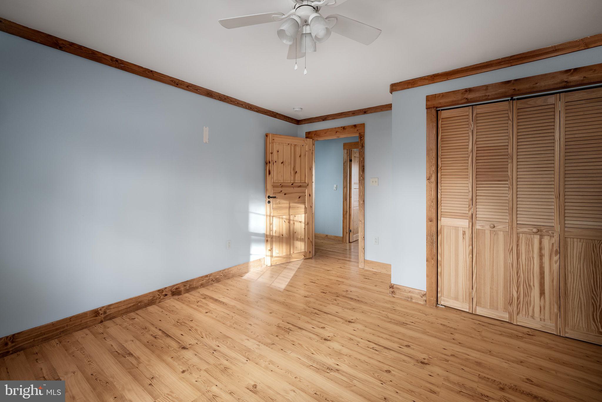 6 Oaklands Pond Ln.