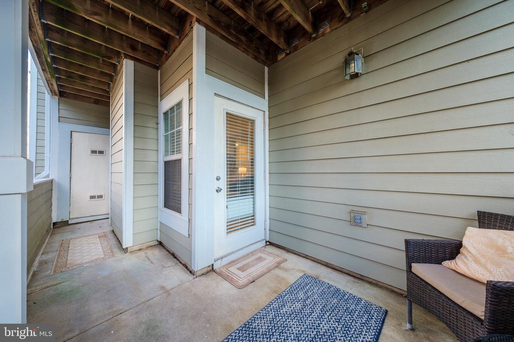 1712 LAKE SHORE CREST DRIVE 12