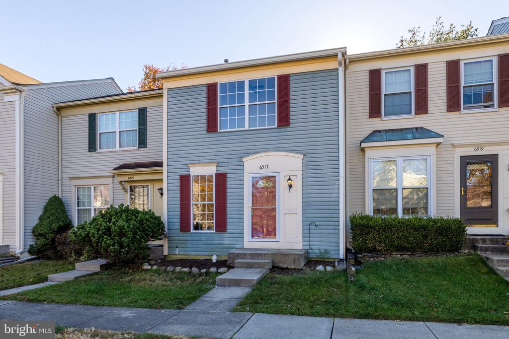6517 OLD CARRIAGE DRIVE