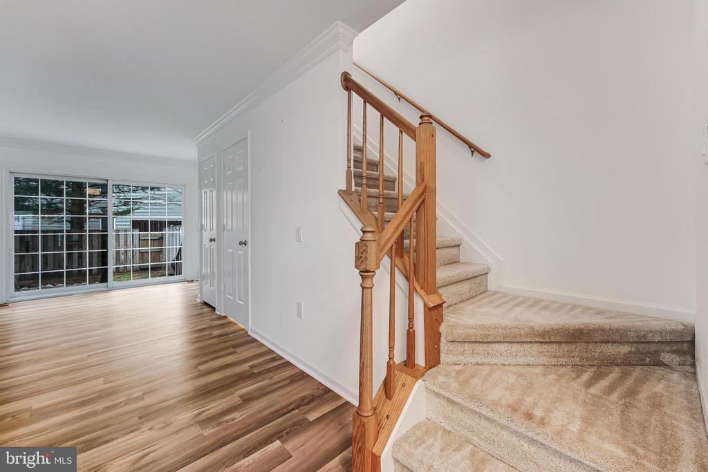 6517 OLD CARRIAGE DRIVE