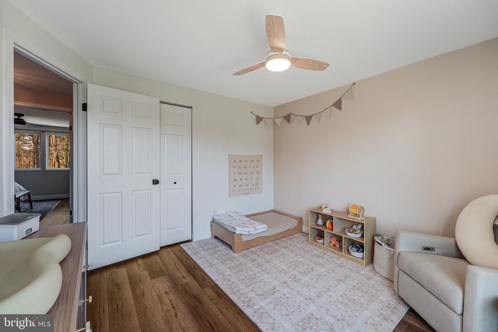 1124 FLOYD PLACE