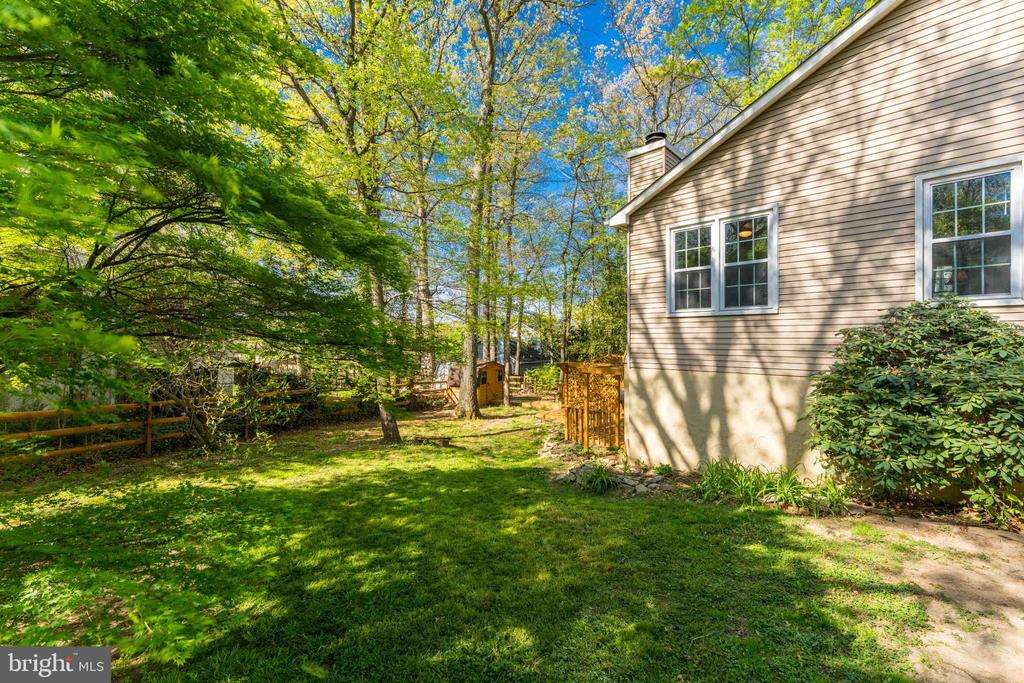 2583 JOHN MILTON DRIVE