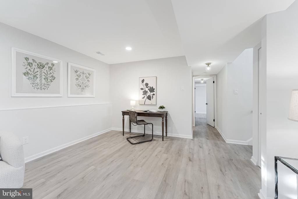 1540 POWELLS TAVERN PLACE
