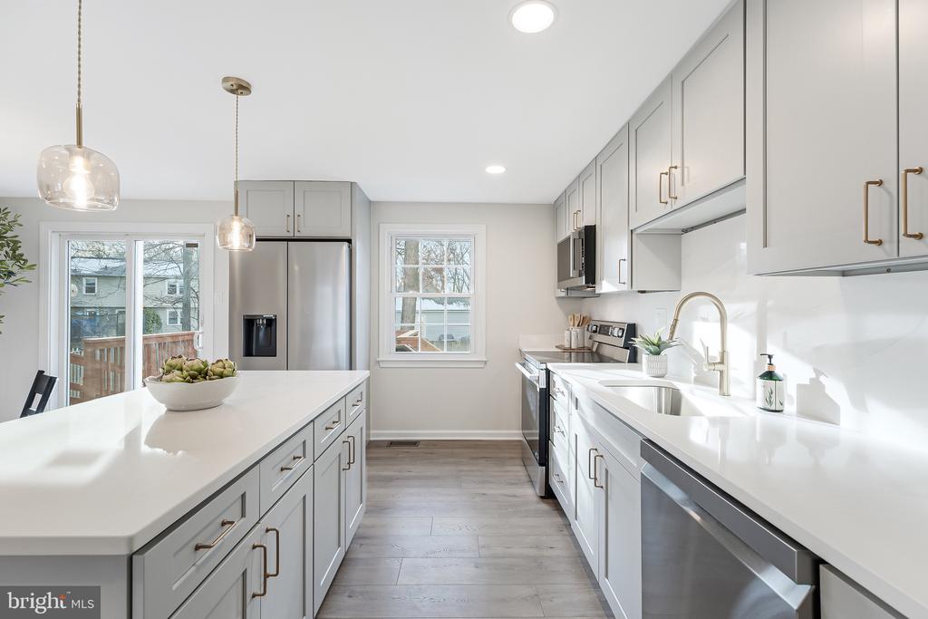 1540 POWELLS TAVERN PLACE