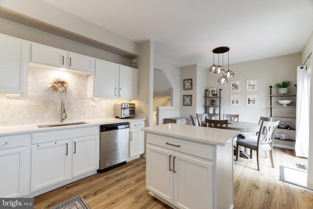 25387 LISA TERRACE