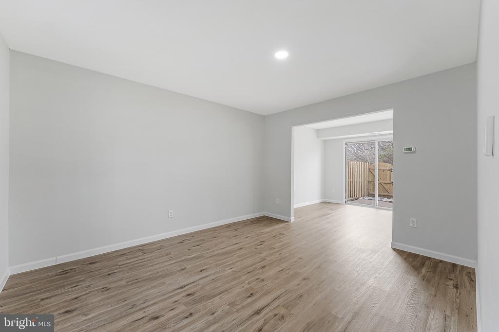 920 WINDSOR COURT