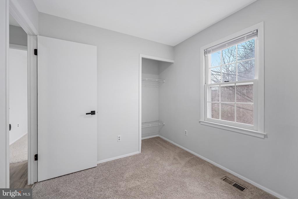 920 WINDSOR COURT
