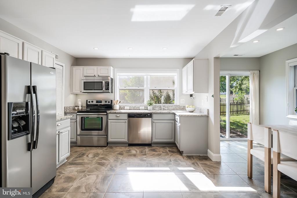 151 S FOX ROAD