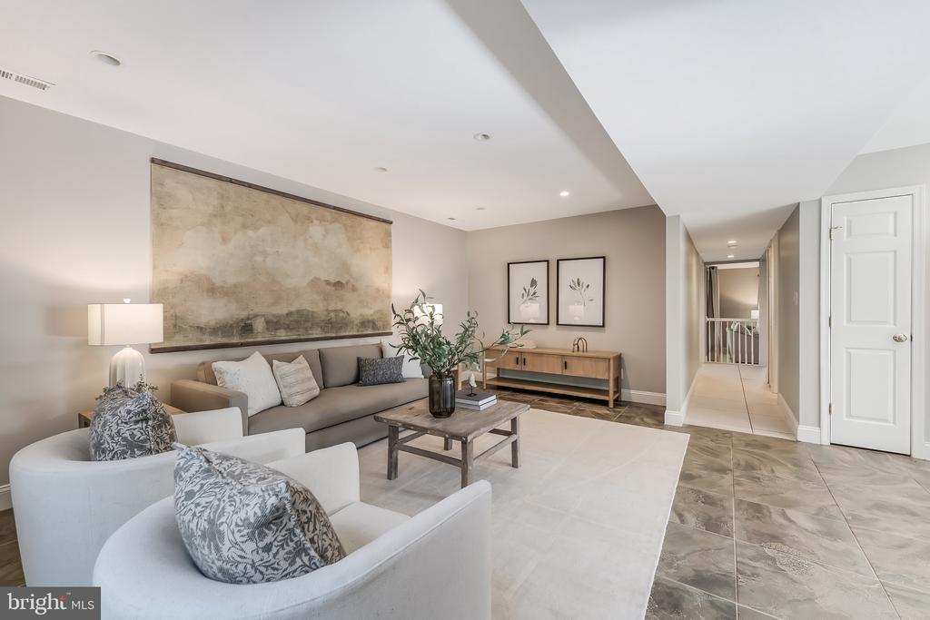 151 S FOX ROAD