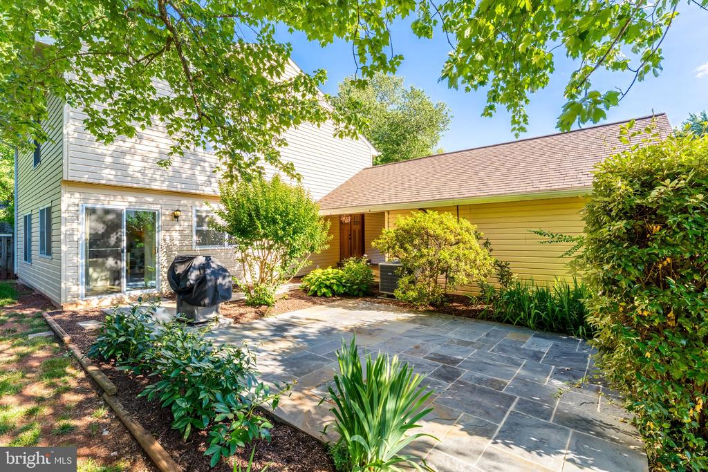 151 S FOX ROAD
