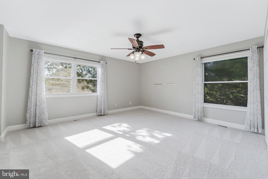 151 S FOX ROAD