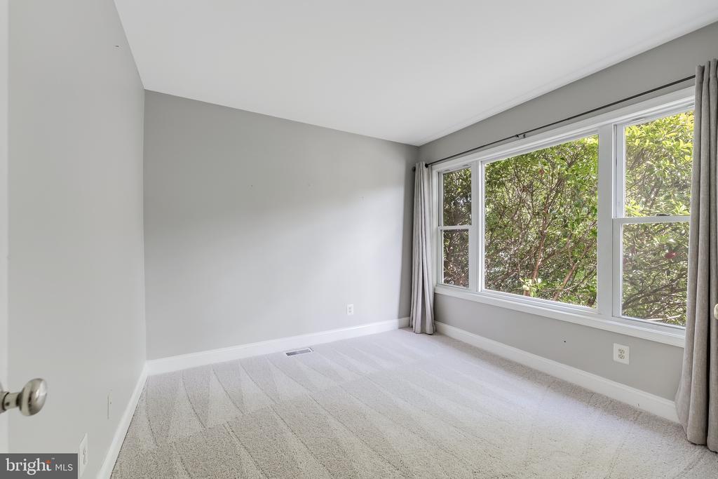 151 S FOX ROAD