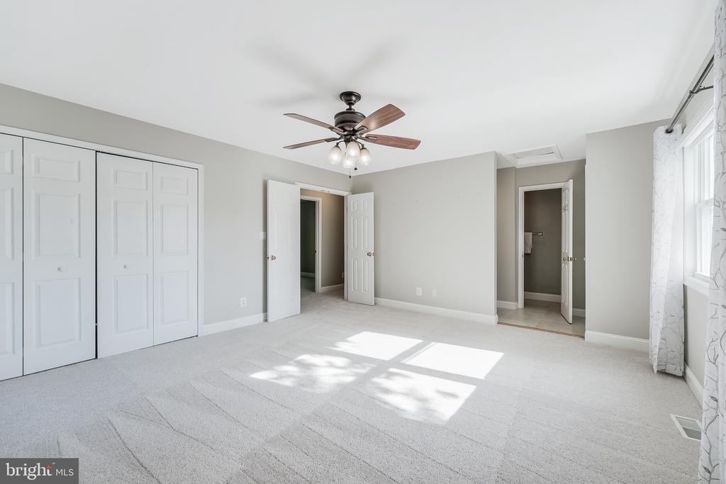 151 S FOX ROAD