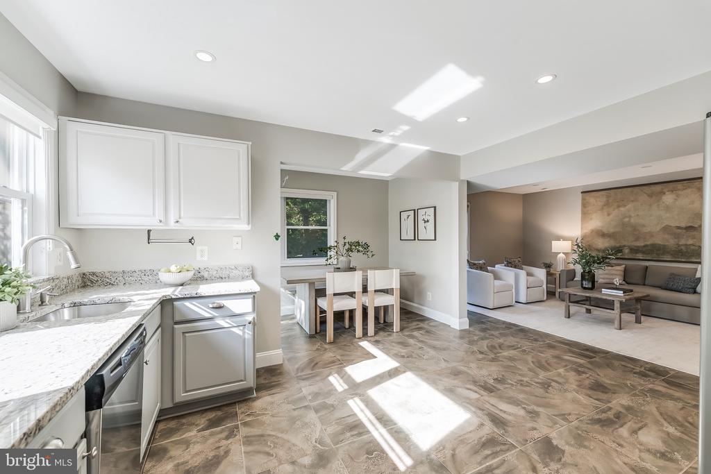 151 S FOX ROAD