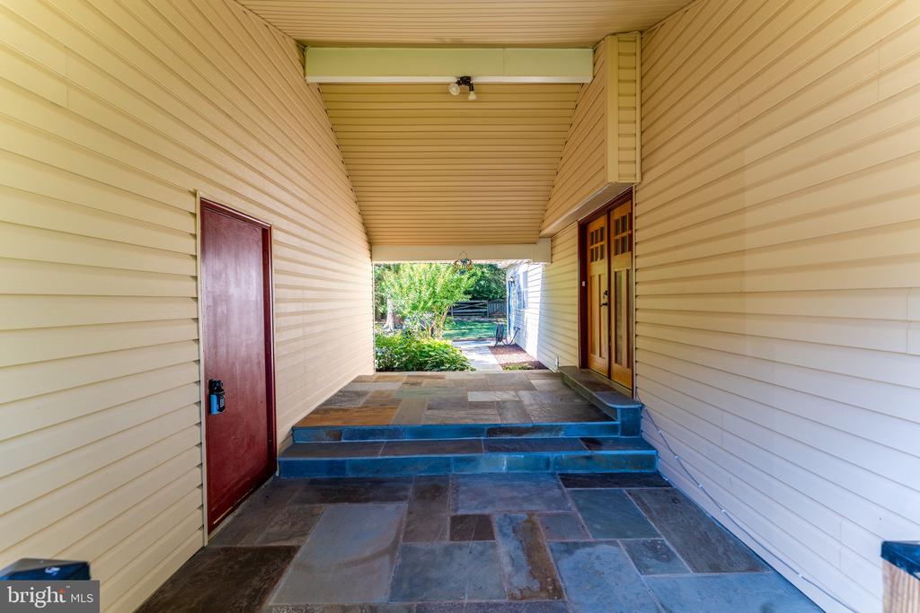 151 S FOX ROAD